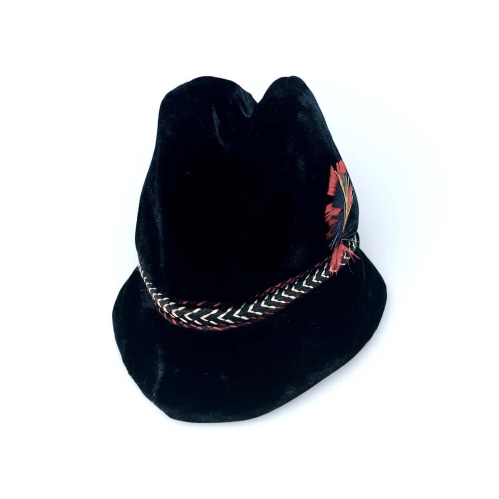 ⚡️VINTAGE⚡️Black Velour Winter Fedora with Red Feather Detail.